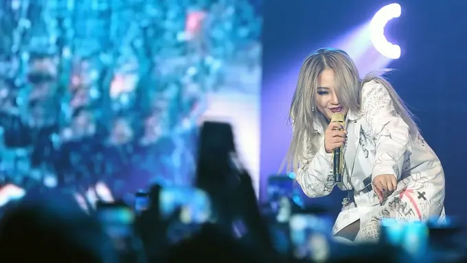 [Bintang] Tampil di LAFF Festival 2018, CL Membius Penggemarnya untuk Bergoyang