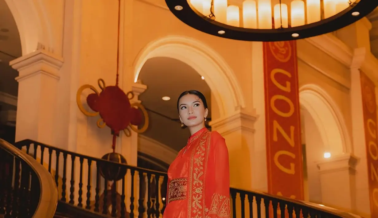 Potret Terbaru Raline Shah dengan Busana Tiongkok. (instagram/ralineshah)