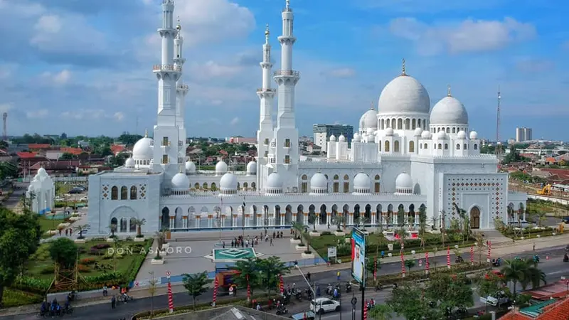 Masjid Sheikh Zayed Solo