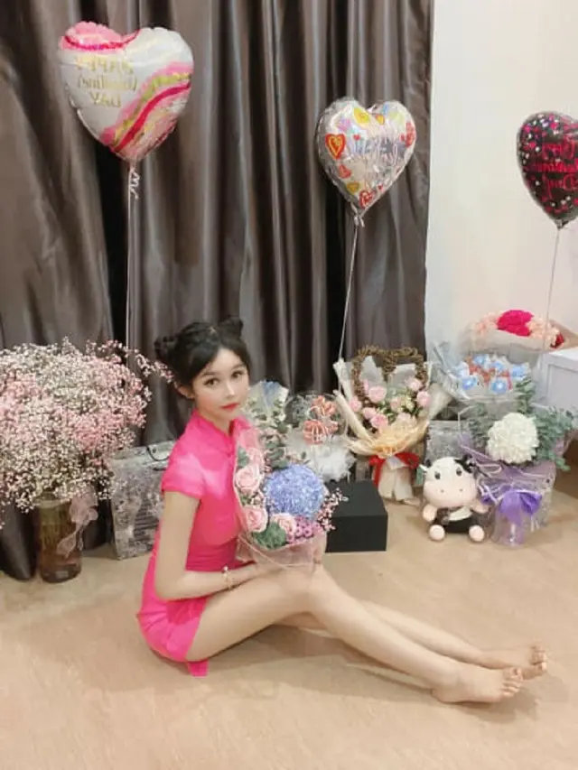 Bikin Iri Warganet, Wanita Ini Menerima Puluhan Juta Dari Tunangannya Saat Valentine