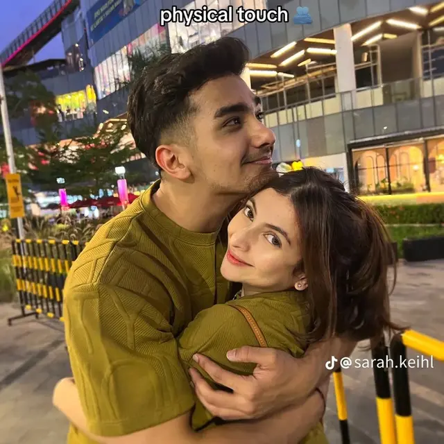 Bongkar Kelakuan Mantan Pacar, Ini 6 Potret Mahdy Reza dan Sarah Keihl saat Pacaran