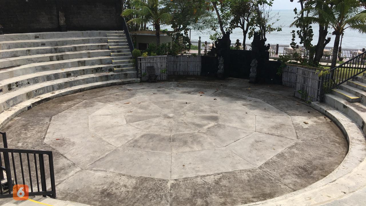 Tanah Lot Kecak Dance