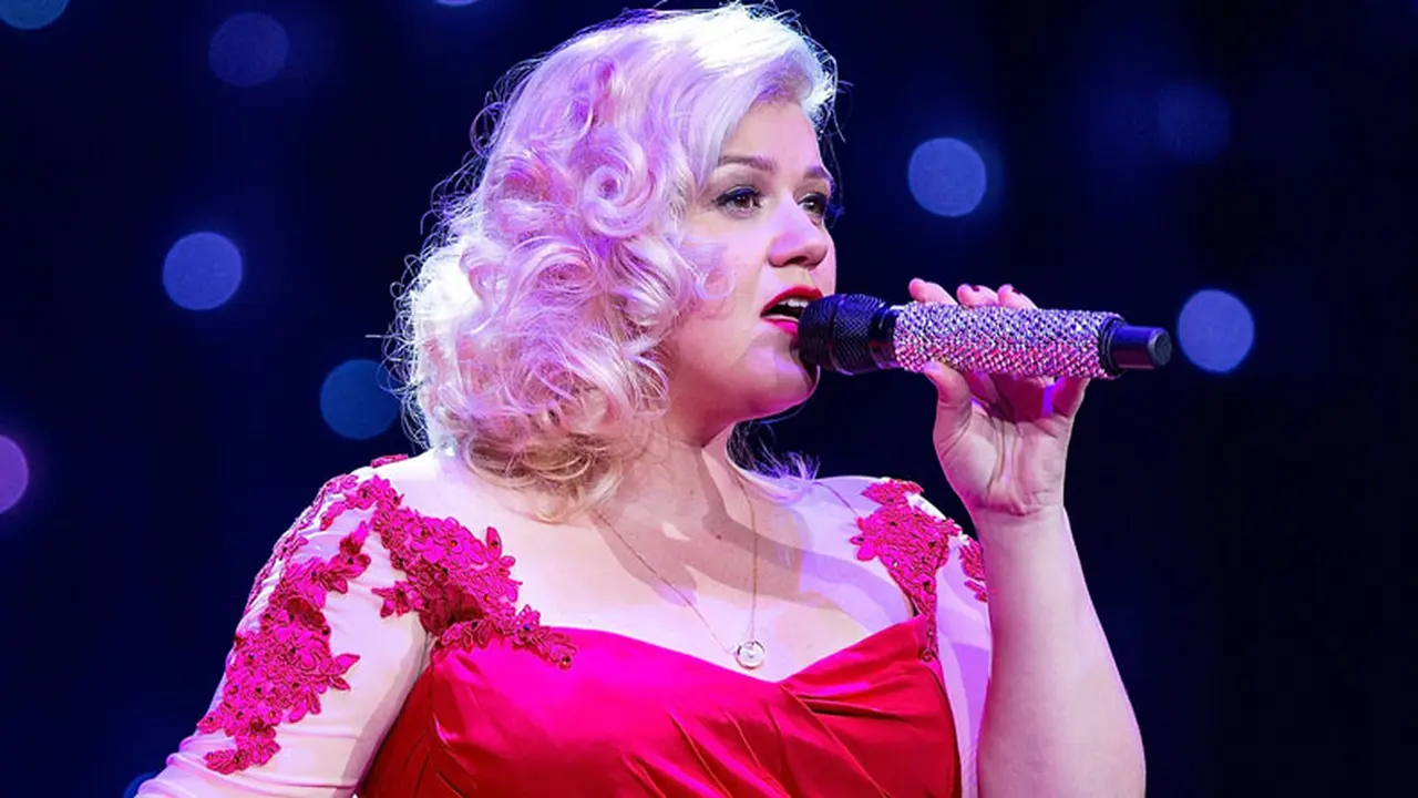 Kelly Clarkson