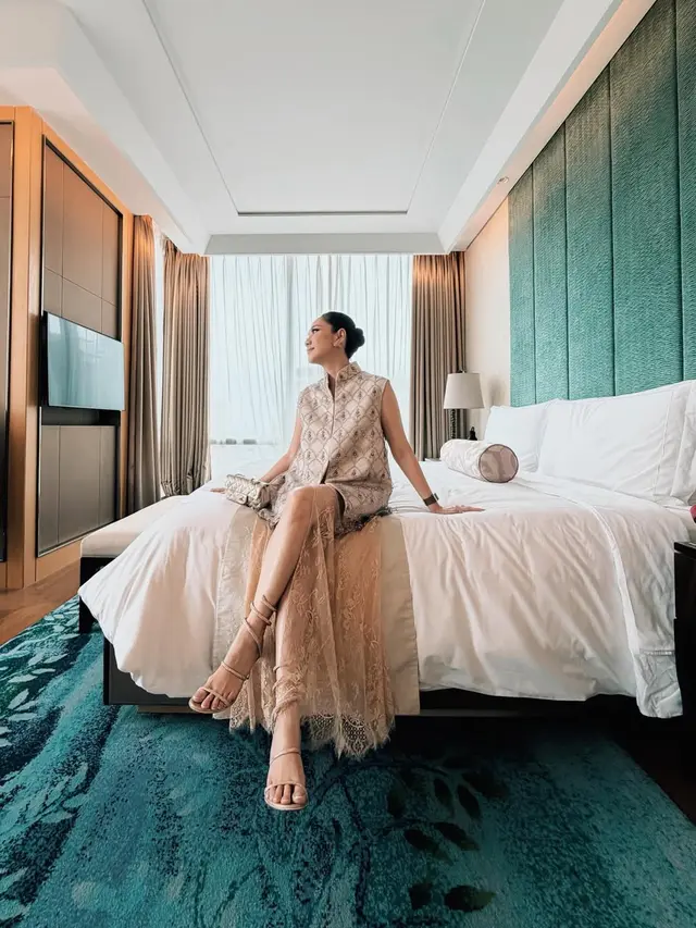 Kental Nuansa Budaya, Penampilan Mikha Tambayong hingga Mahalini Pakai Kebaya dan Wastra di Akad Nikah Ranggaz-Anggie