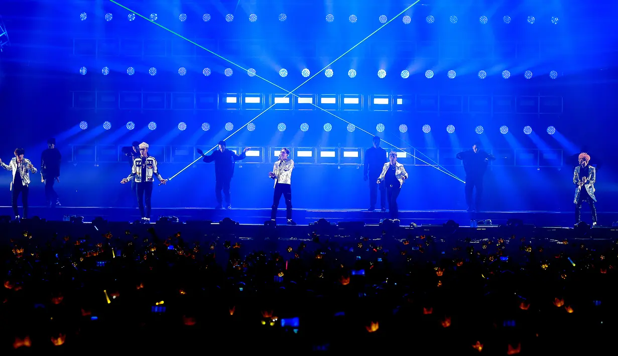 Dengan lagu-lagu baru mereka, grup binaan YG Enterteinment ini siap mengobati kerinduan VIP di Indonesia yang tak sabar menunggu kehadiran mereka. Seperti lagu "Bang Bang Bang" yang menjadi lagu pamungkasnya. (Wimbarsana/Bintang.com)