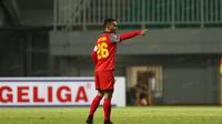 Rizky Pora, Barito Putra. (Bola.com/Nicklas Hanoatubun)