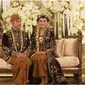 Kaesang Pangarep dan Erina Gudono dalam tasyakuran pernikahan di Pura Mangkunegaran. (dok. Screenshoot Youtube Presiden Joko Widodo)