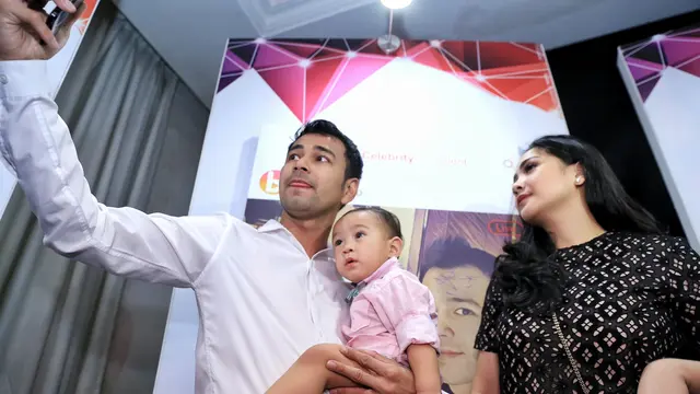 [Bintang] Raffi Ahmad dan Nagita Slavina