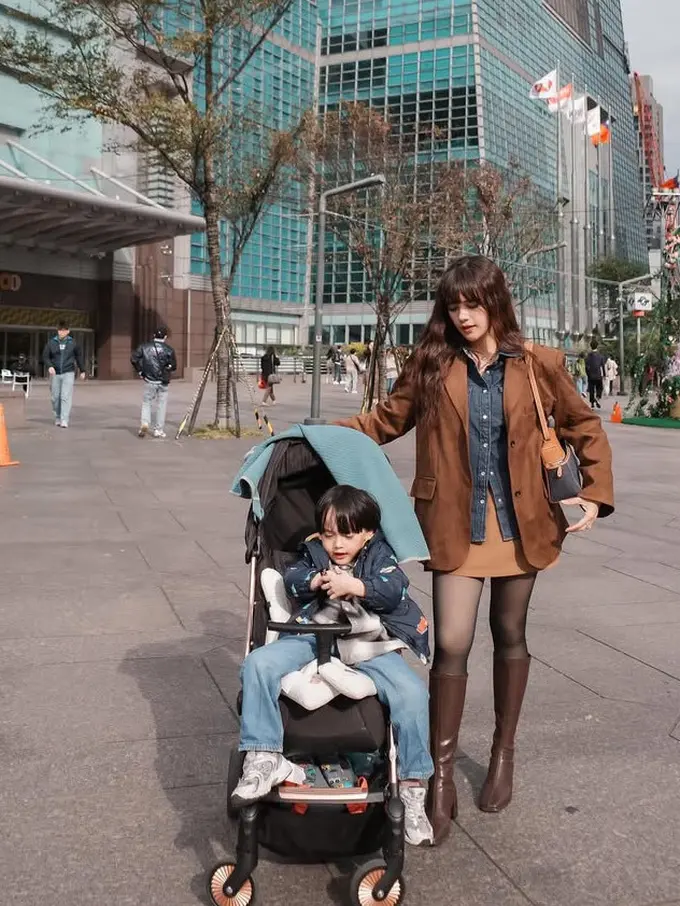 OOTD Audi Marissa Liburan Akhir Tahun di Kampung Halaman Suaminya di Taiwan