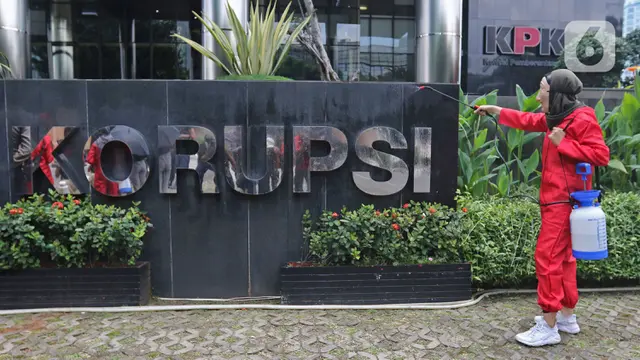 Jelang Hakordia, Aktivis Antikorupsi Sambangi Gedung KPK