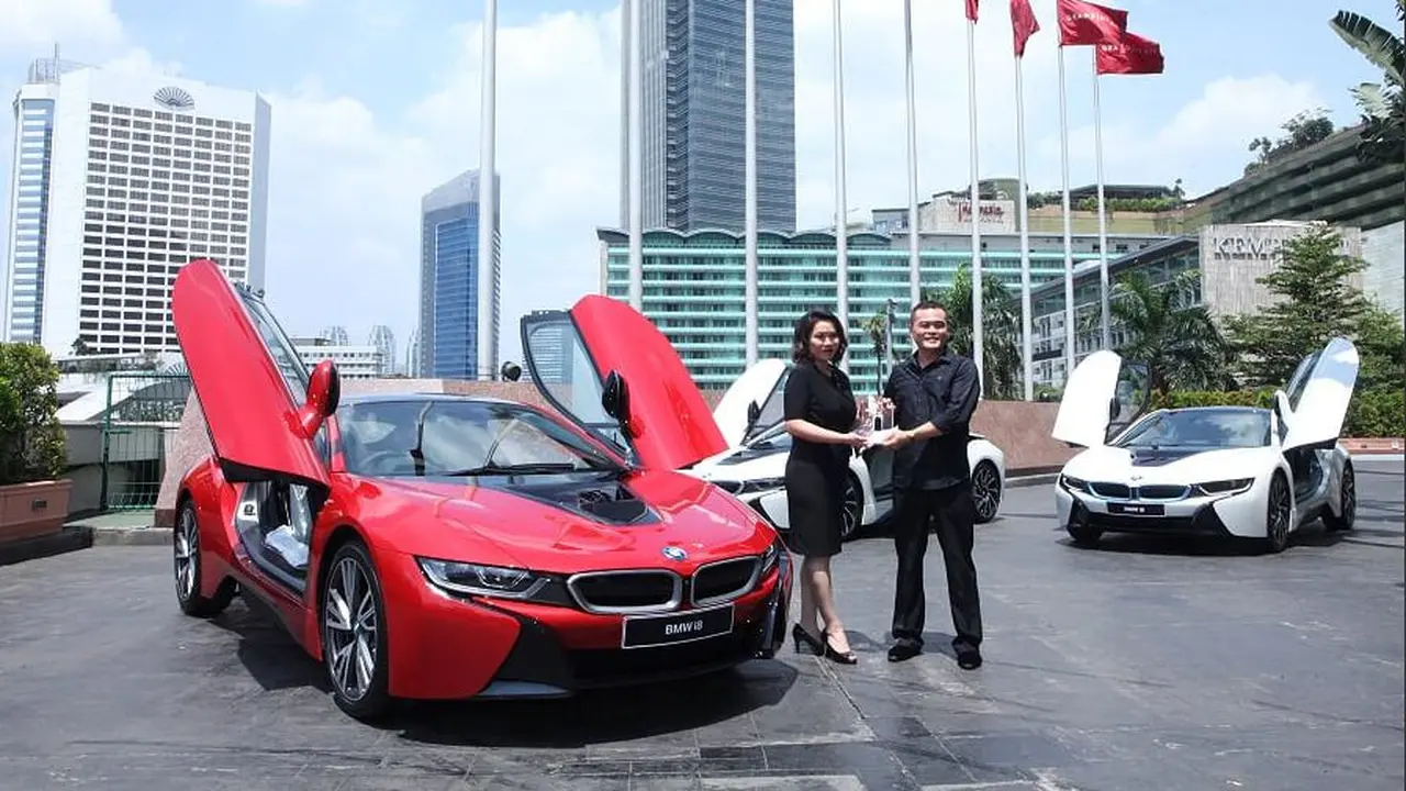 BMW i8