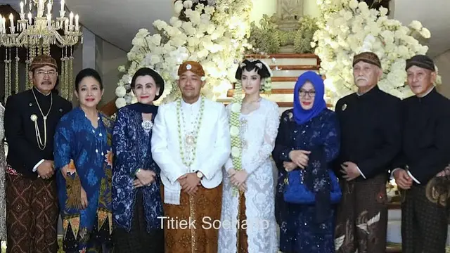Pernikahan Cucu Soeharto Putra Ari Sigit dan Andrea Scherer Kental Nuansa Jawa dari Siraman-Resepsi. [@titieksoeharto]