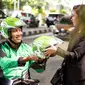 Yuk, kenalan dengan fitur keamanan baru dari GOJEK supaya berkendara dengan transportasi online lebih nyaman dan aman. (foto: ©Gojek)