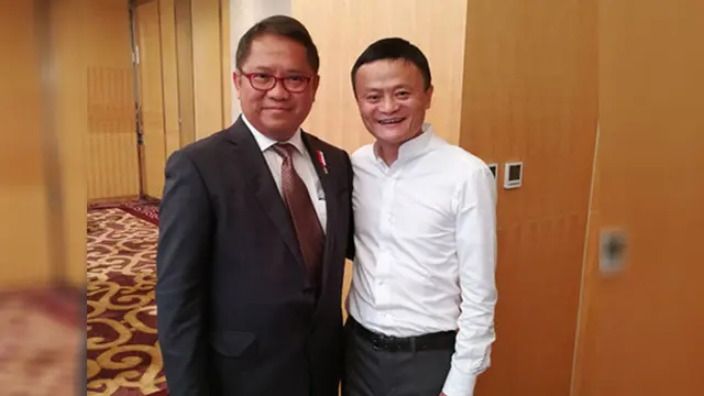 Kiri-kanan: Menkominfo Rudiantara bersama Jack Ma, Founder & Executive Chairman Alibaba Group