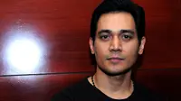 Tyo Nugros Bercerita Mengenai Band Barunya, Electron 45
