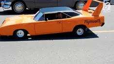Mobil klasik berukuran mini yang terinspirasi dari plymouth superbird ini sungguhan.