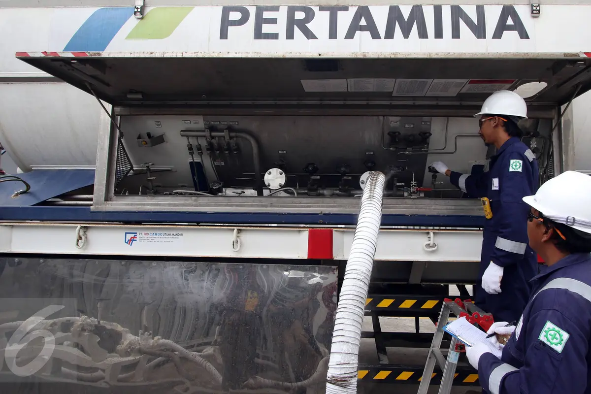 20151027-Pertamina Suplai LNG Untuk Pusat Perbelanjaan