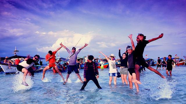 Menikmati Keindahan Alam dan Laut Desa Wisata Pulau Pahawang