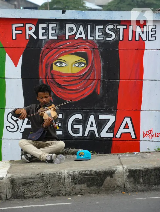 <p>Menurut laporan Al Jazeera, korban tewas imbas serangan Israel di Gaza mencapai 10.022. Dari jumlah tersebut, 4.104 di antaranya merupakan anak-anak. (merdeka.com/Arie Basuki)</p>