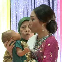 Seperti apa jawaban Ayu Dewi saat anak pertamanya, Aqilah, sudah memiliki acara reality show.
