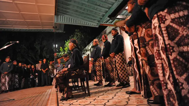 ilustrasi upacara ritual malam satu suro