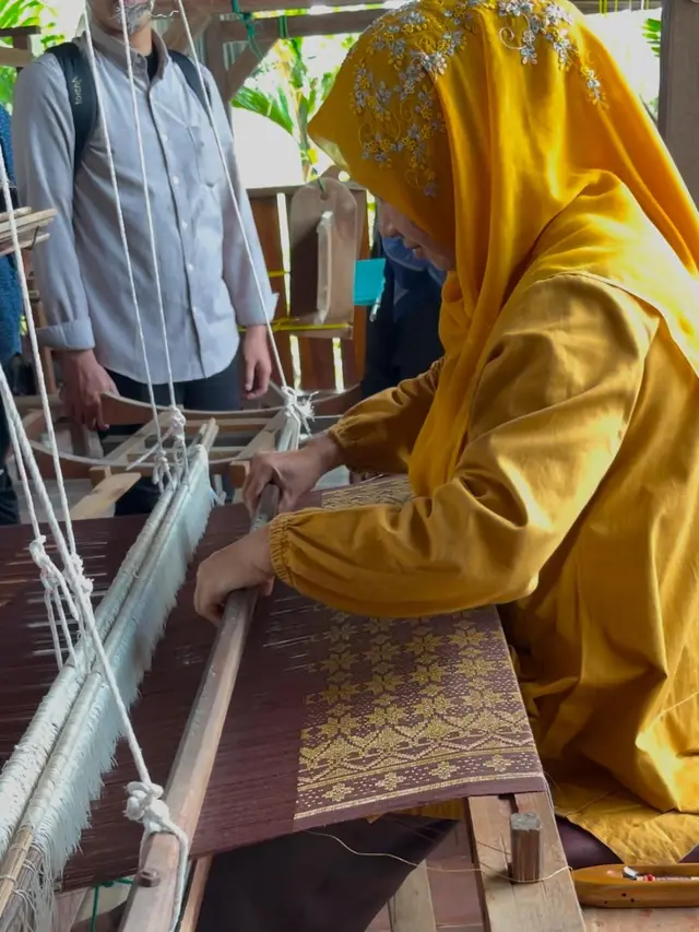 Rumah Tenun Mutiara Songket