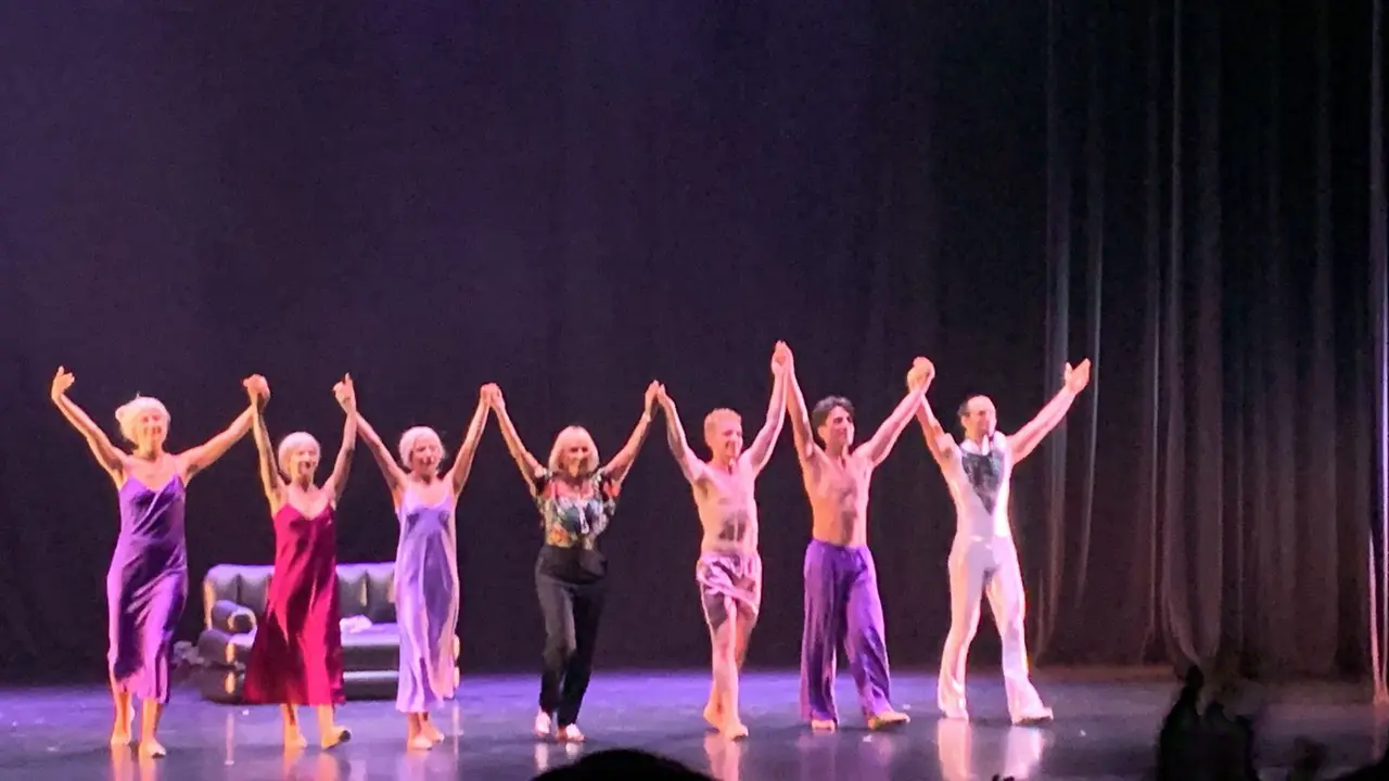 Diana Ferrara dan Para Penari Astra Roma Ballet.