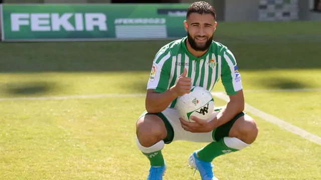 Sempat Diincar Liverpool, Nabil Fekir Resmi Berseragam Real Betis