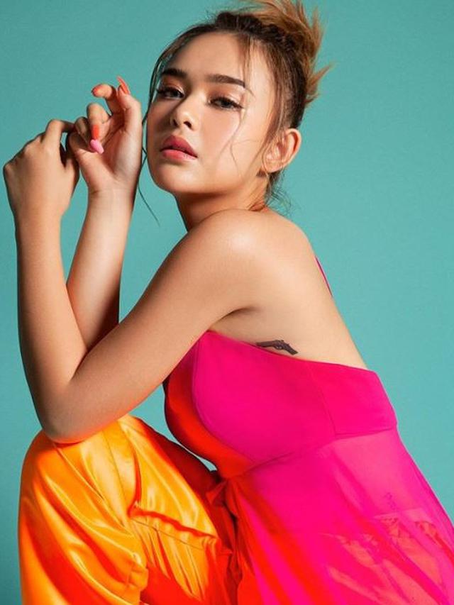  Amanda  Manopo dan 4 Pesinetron Wanita Ini Punya Tato  Kecil 