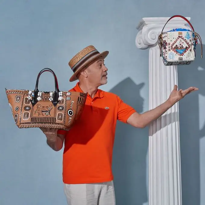 Selebrasi Perjalanan Christian Louboutin Lewat Greekaba, Koleksi Bernuansa Yunani Kuno yang Unik