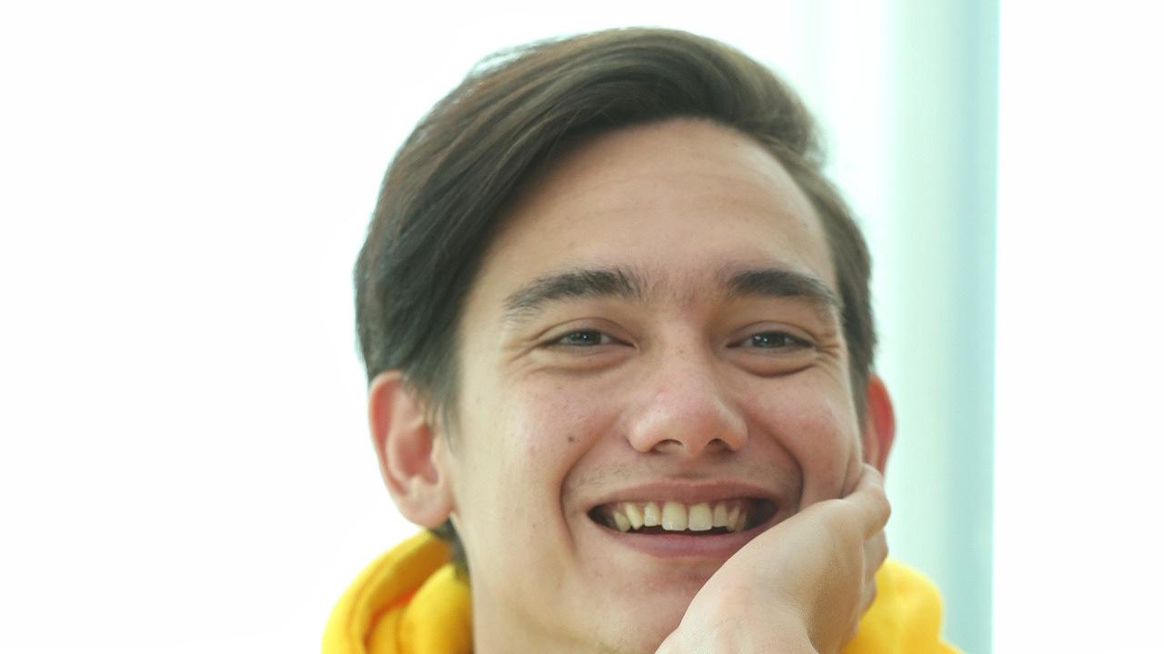 [Bintang] Adipati Dolken