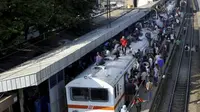 Gangguan Pantograf, Ratusan Penumpang Menumpuk di Stasiun Bogor