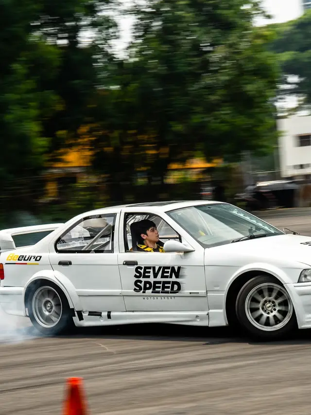 7 Potret Al Ghazali Bareng Tim Driftnya, Bakal Ikut Turnamen Tahun Ini