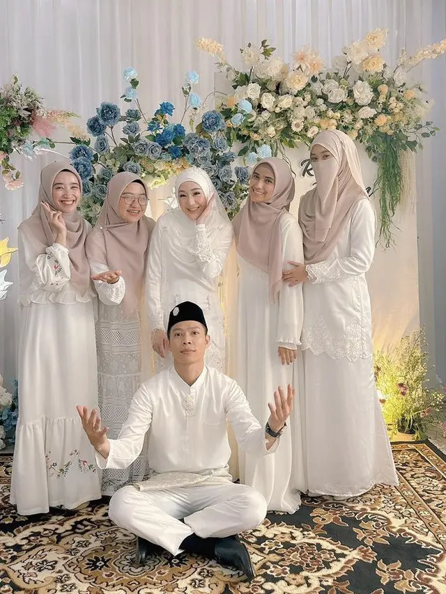 Nadya Mustika Ratu t Jadi Bridesmaid di Pernikahan Larissa Chou dan Ikram Rosadi
