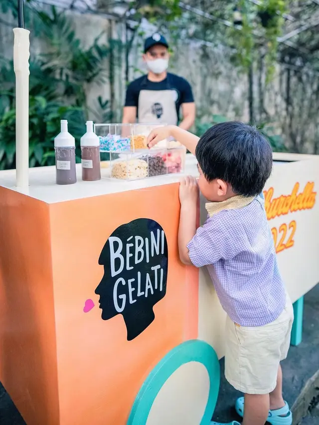 6 Potret Perayaan Ultah ke-3 Anak Chef Arnold, Meriah Penuh Warna