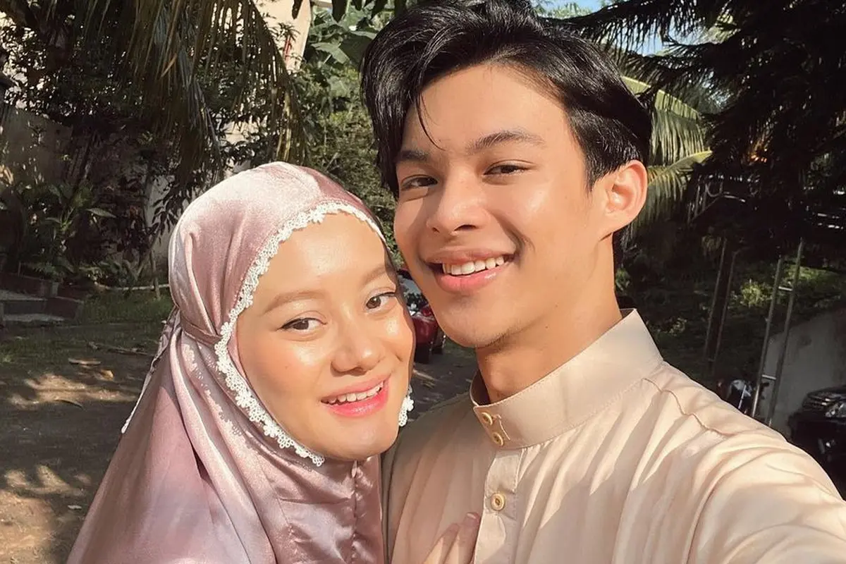 Rey Mbayang dan Dinda Hauw. (Foto: Instagram @rey_mbayang)