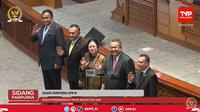 Sidang Paripurna DPR memutuskan Perry Warjiyo resmi diangkat kembali sebagai Gubernur Bank Indonesia periode 2023-2028.