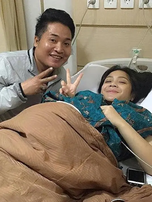 Nagita Slavina melahirkan anak pertamanya secara ‘caesar’. (via instagram/@nagitasllavina)