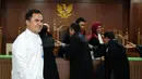 Ditemui usai sidang, Saipul menyampaikan alasannya terharu saat proses persidangan. Ia tak menyangka akan datang banyak saksi yang membelanya. Terlebih ibunda Virginia, mendiang istri saipul Jamil yang juga menjadi saksi. (Deki Prayoga/Bintang.com)