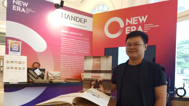 Catatan Akhir Pekan: Menaikkan Derajat Masyarakat Adat Terpinggirkan Lewat Kerajinan Tangan