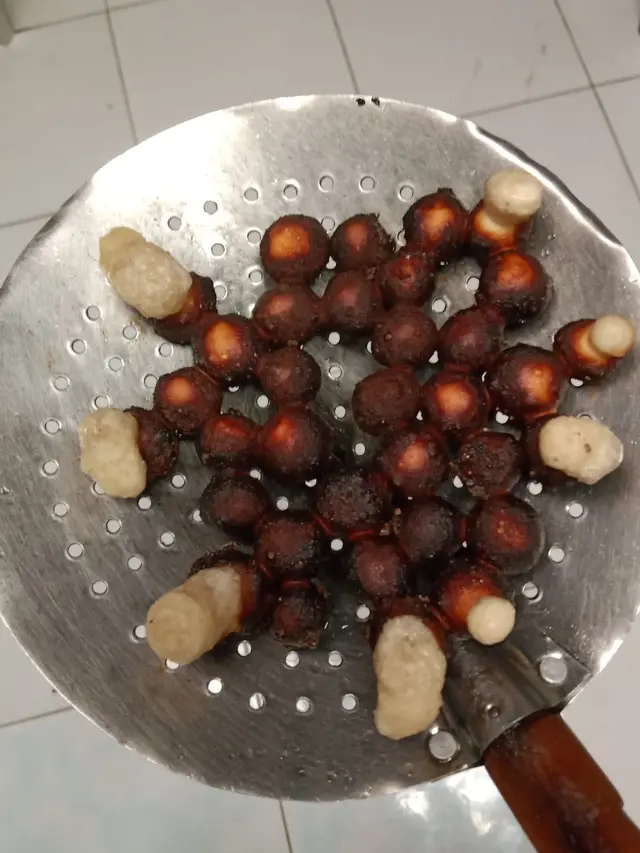 7 Potret Masakan Gagal ala Netizen, Dari Gosong Hingga Sekeras Batu