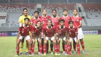 Timnas Indonesia Putri U-19 saat berlaga di Piala AFF U-19 Putri 2023. (dok. PSSI).