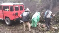 Longsor di Bukit Kedaluh Kawasan Taman Nasional Bromo Tengger Semeru, Akses Terganggu