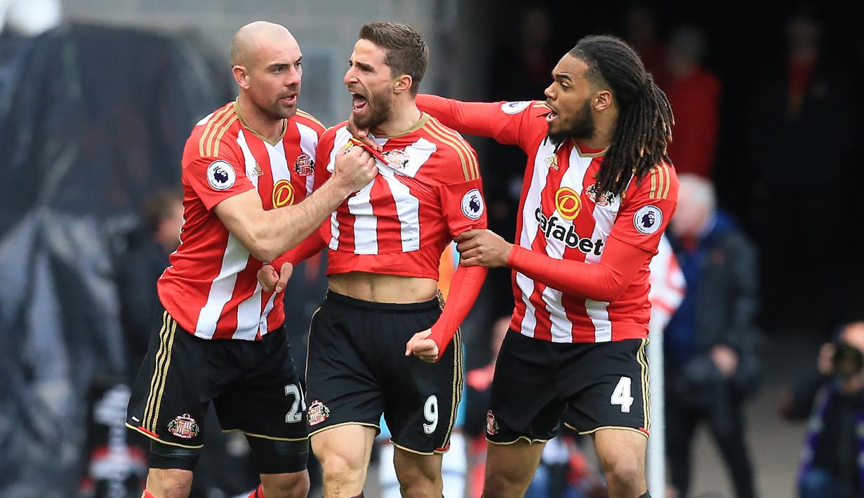 Sunderland. Pada musim 2022/2023 Sunderland berhasil promosi ke EFL Championship setelah pada musim 2021/2022 lalu mereka bermain di EFL League One. Sementara terakhir kali Sunderland bermain di Premier League adalah di musim 2016/2017. Sunderland pernah 6 kali menjuarai Liga Inggris menyamai raihan Chelsea. Namun semuanya diraih Sunderland sebelum era Premier League. Gelar juara Liga Inggris terakhir yang diraih Sunderland terjadi pada musim 1935/1936. (AFP/Lindsey Parnaby)