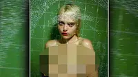 Sky Ferreira Sembulkan Payudaranya di Album Perdana