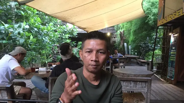Rowman Ungu