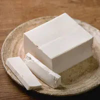 ilustrasi tofu/Natasha Breen/Shutterstock