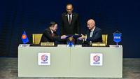 FIFA meluncurkan turnamen baru bertajuk FIFA ASEAN Cup yang akan diikuti oleh seluruh 11 negara anggota ASEAN. (Bola.com/Dok.Instagram Gianni Infantino).