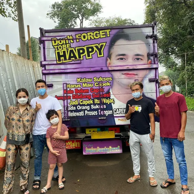 Unggahan Raffi Ahmad. (Foto: Instagram @raffinagita1717)