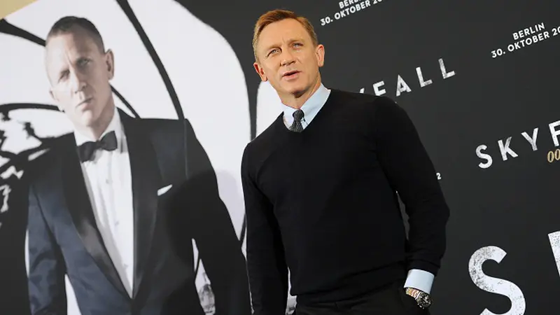 [Bintang] Daniel Craig